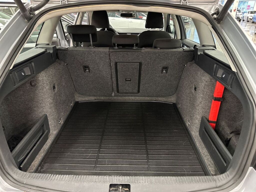 Skoda Octavia 2013 Hopea
