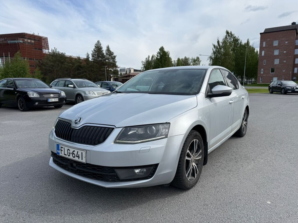 Skoda Octavia 2013 Hopea