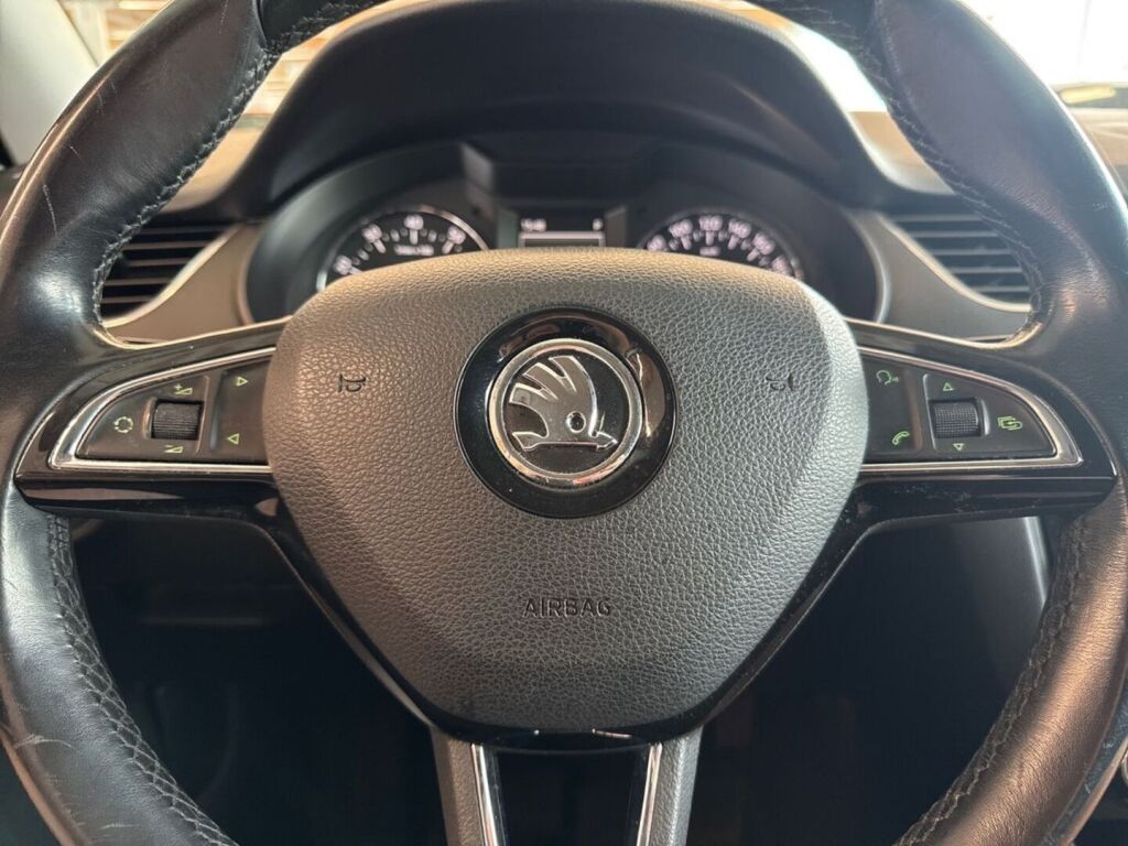 Skoda Octavia 2013 Hopea