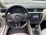 Skoda Octavia 2013 Valkoinen