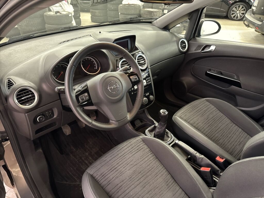 Opel Corsa 2014 Ruskea (beige)