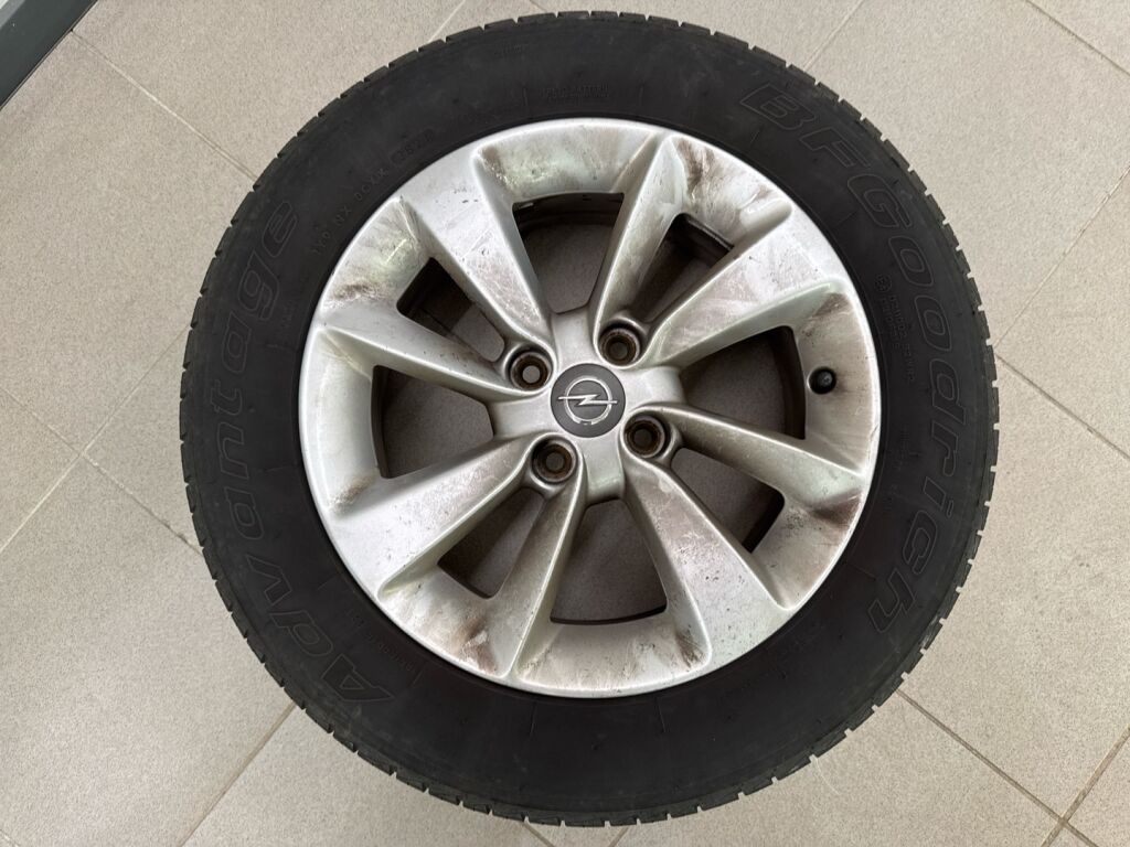 Opel Corsa 2014 Ruskea (beige)