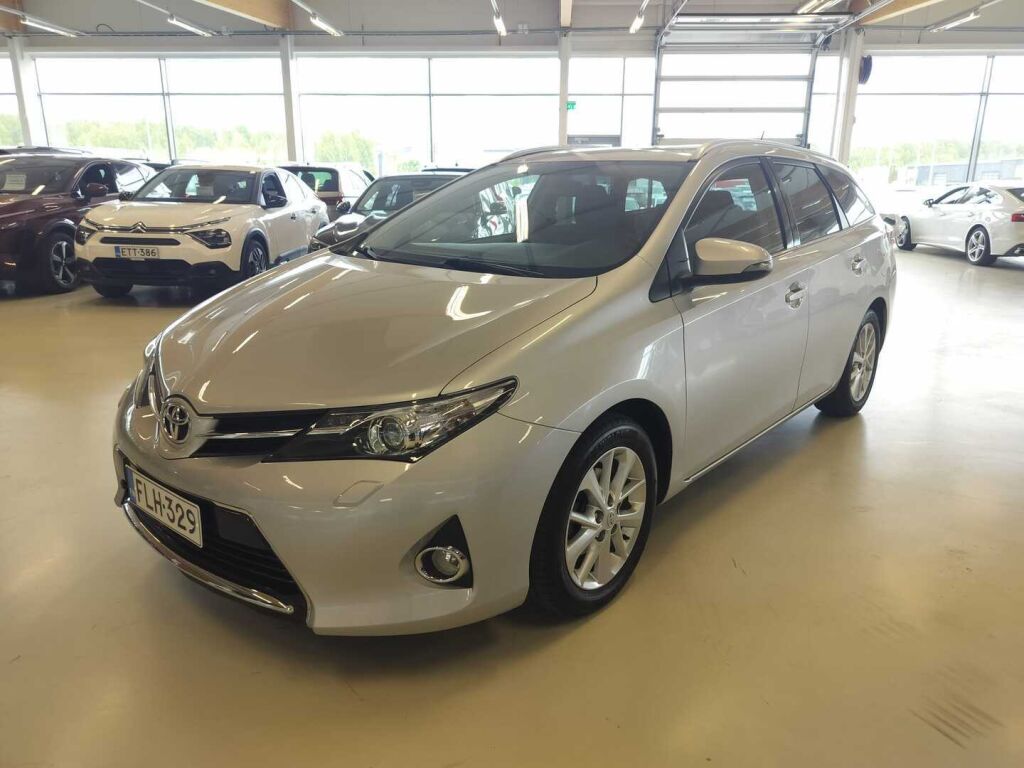 Toyota Auris 2014 Hopea
