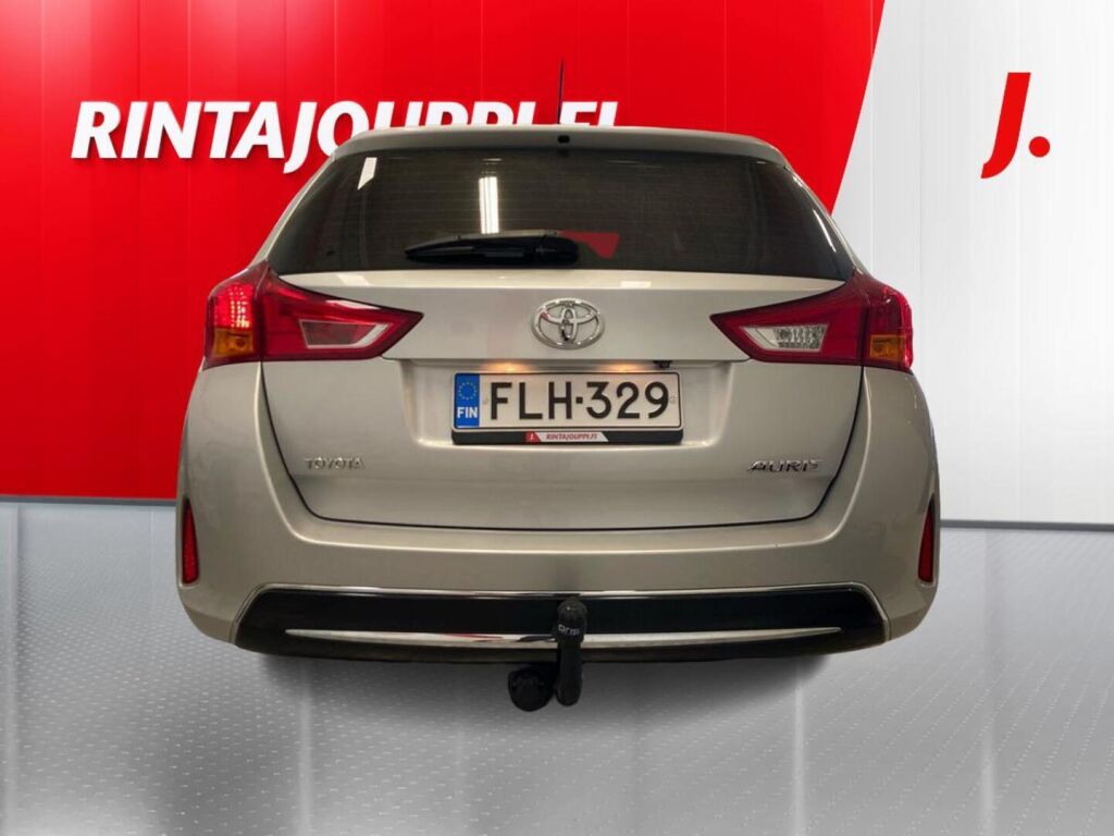 Toyota Auris 2014 Hopea