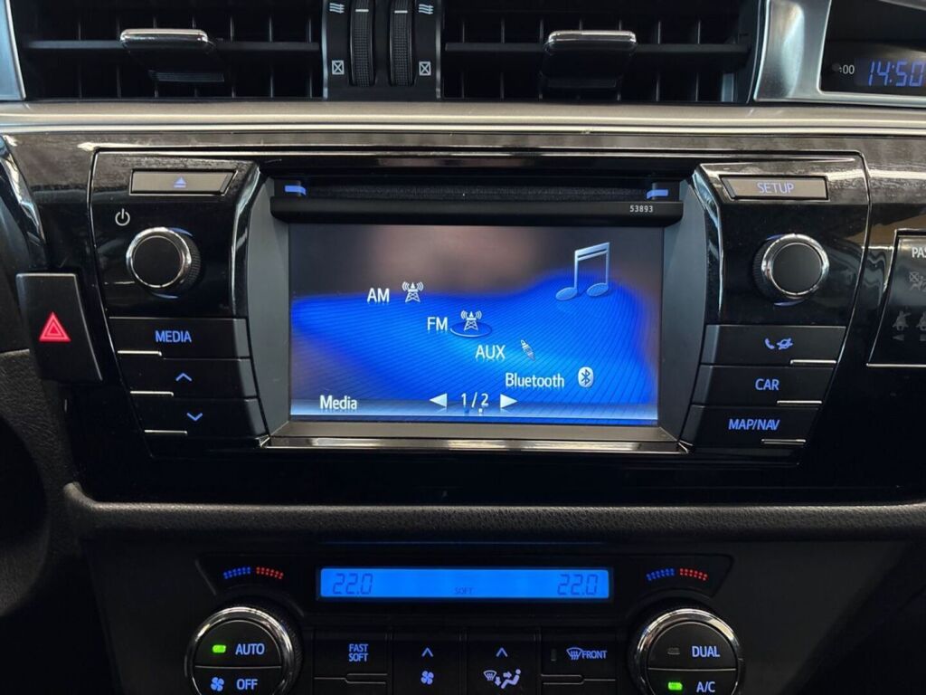 Toyota Corolla 2014 Ruskea (beige)