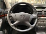 Toyota Avensis 2005 Hopea