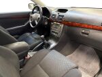 Toyota Avensis 2005 Hopea