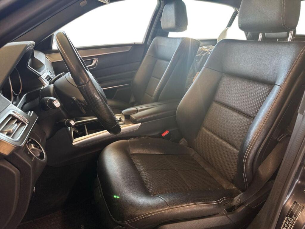 Mercedes-Benz E 2014 Harmaa