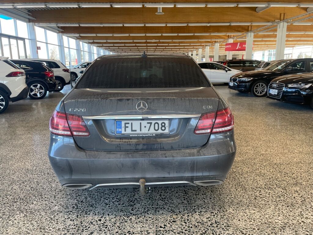 Mercedes-Benz E 2014 Harmaa