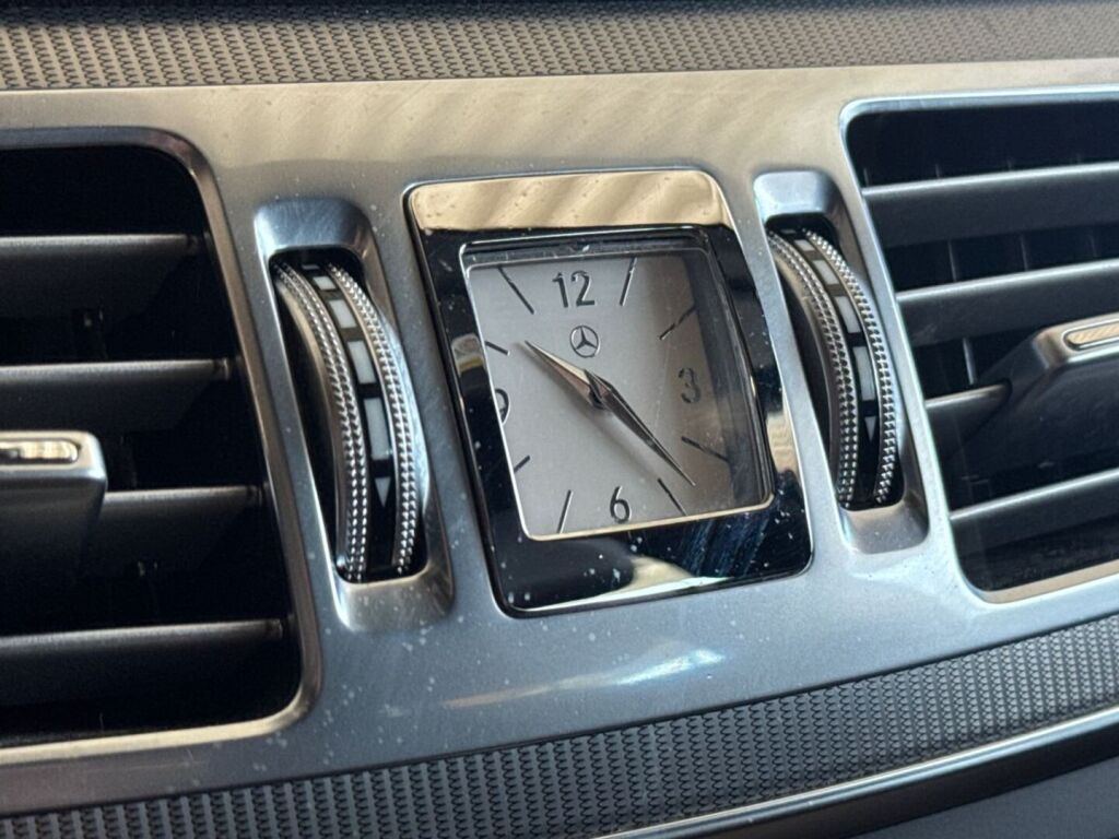 Mercedes-Benz E 2014 Harmaa