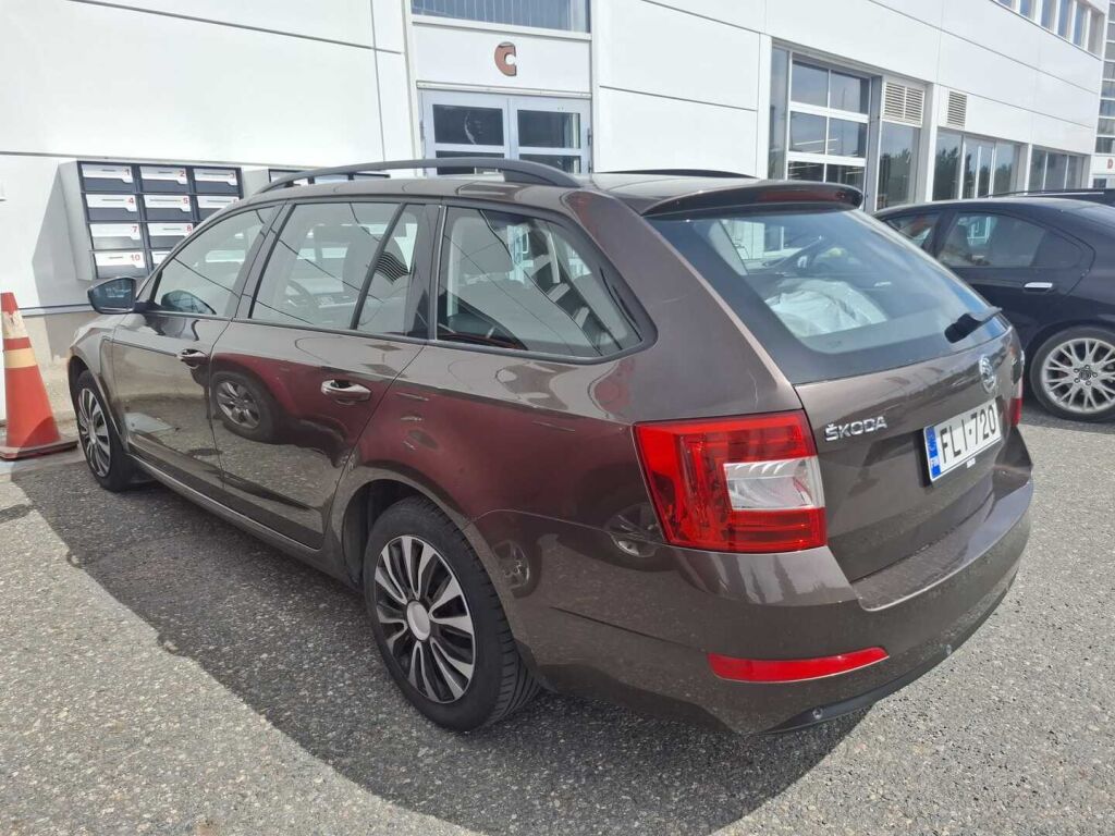 Skoda Octavia 2014 Ruskea (beige)