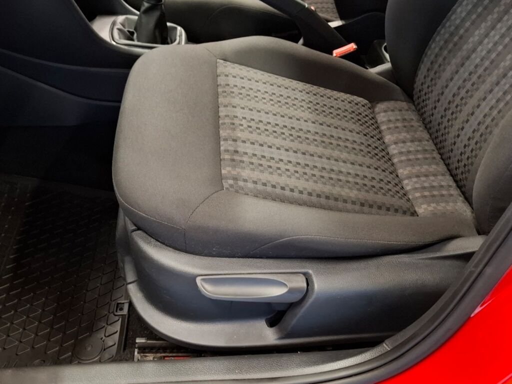 Volkswagen Polo 2014 Punainen