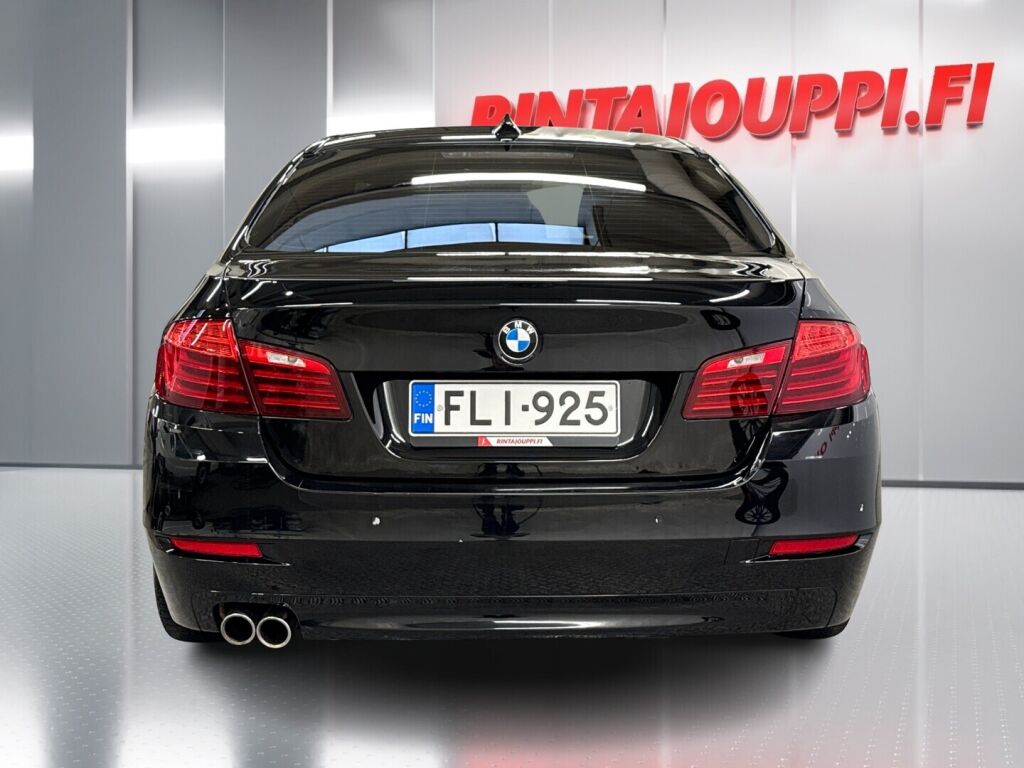 BMW 520 2014 Musta