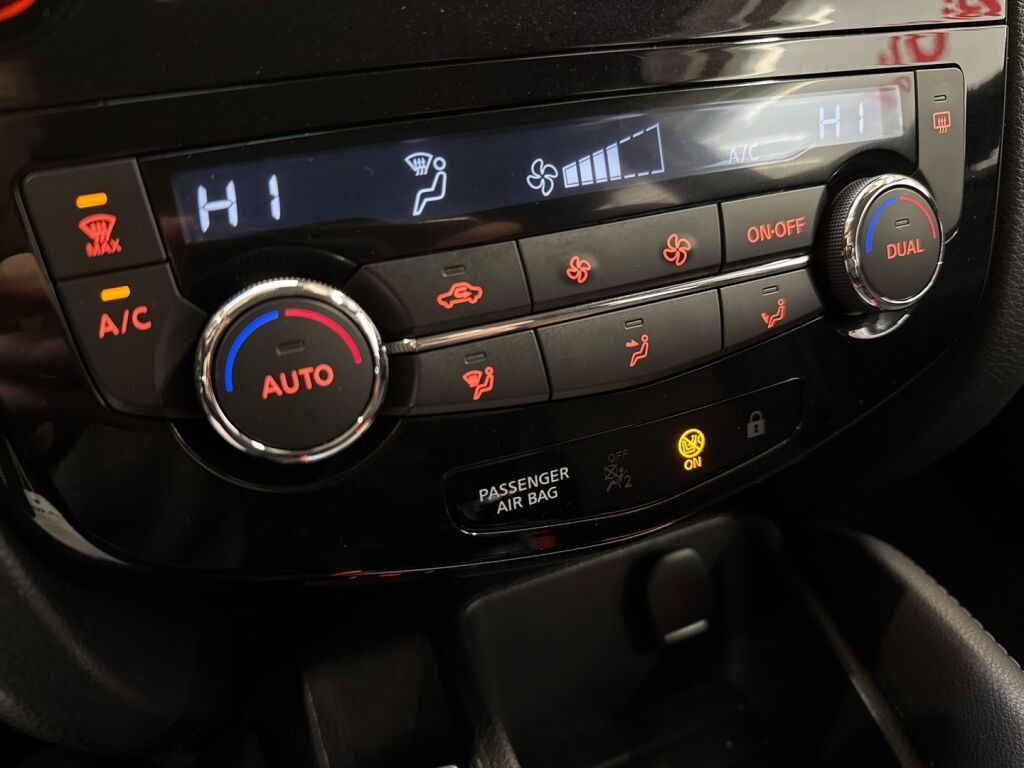 Nissan Qashqai 2014 Violetti