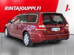 Volvo V70 2014 Punainen