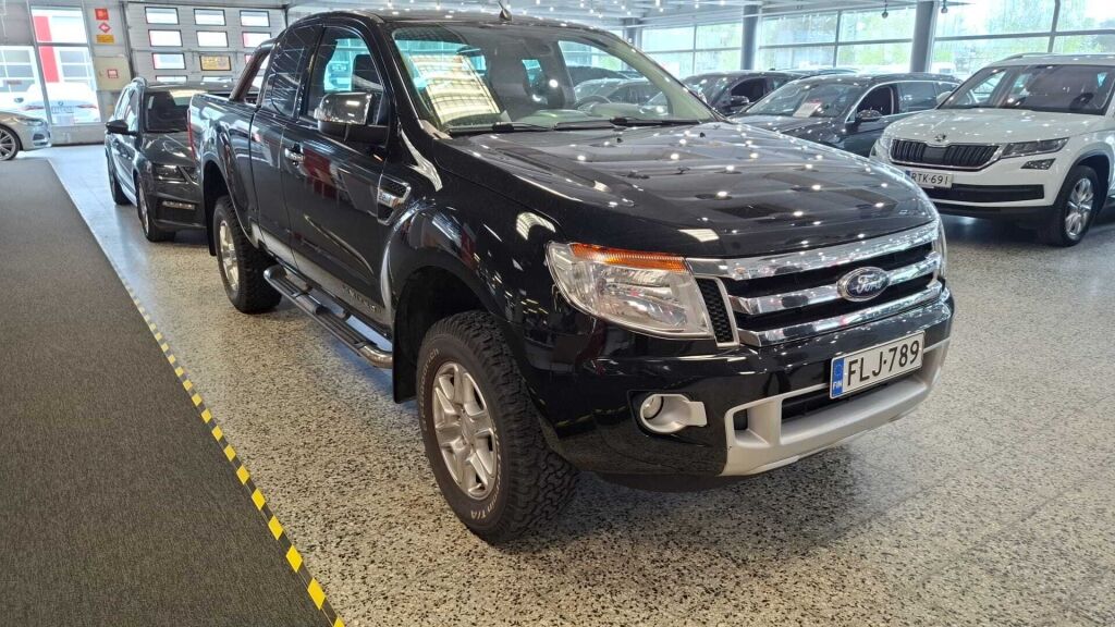 Ford Ranger 2014 Musta
