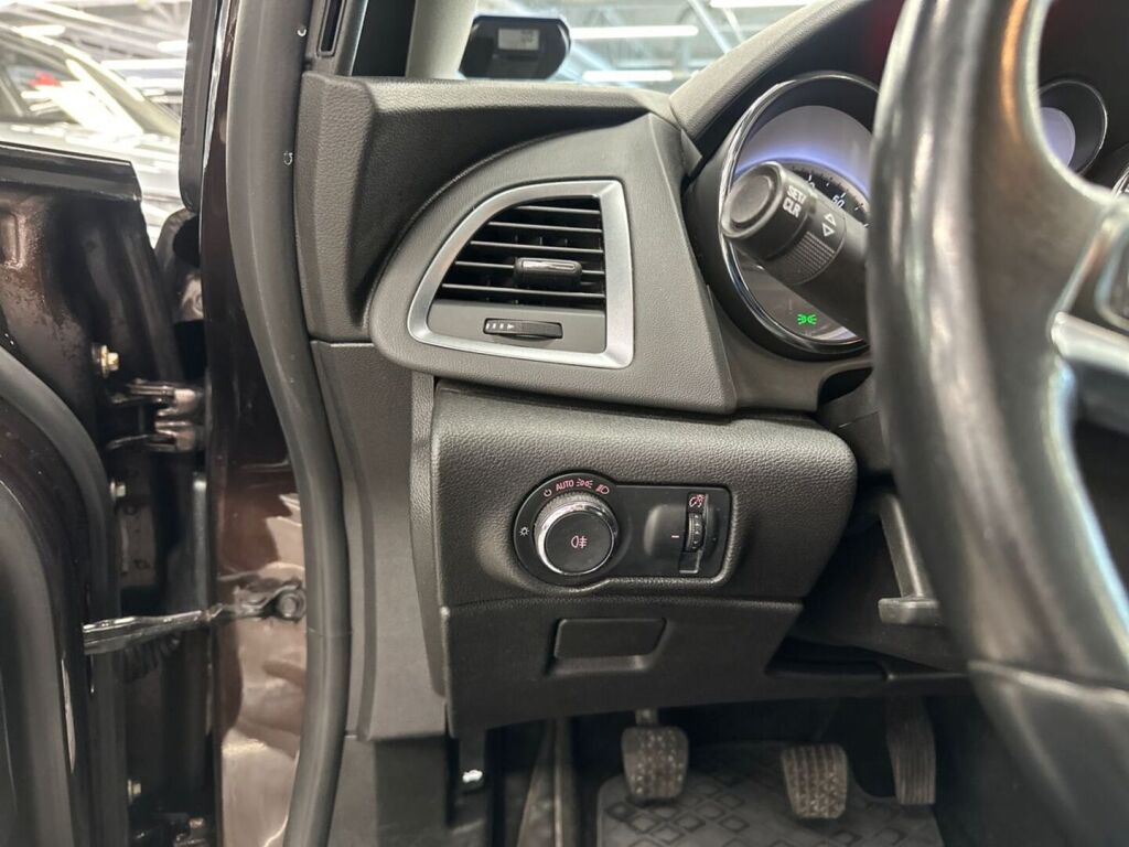 Opel Astra 2014 Ruskea (beige)