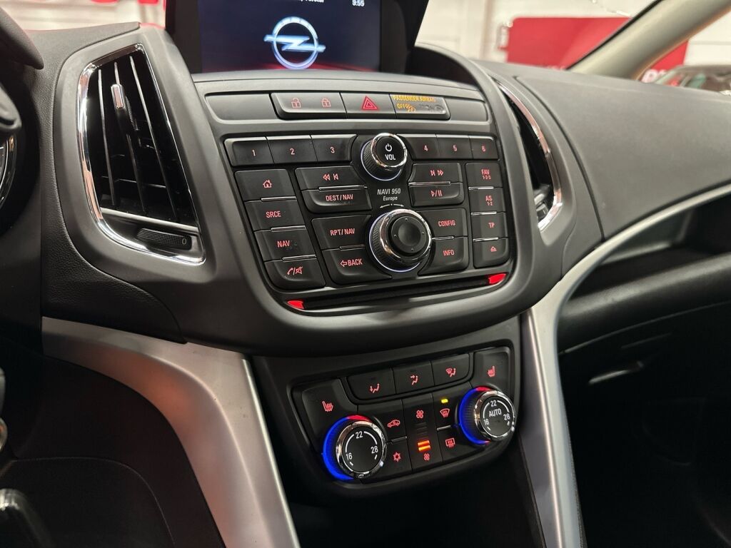 Opel Zafira Tourer 2014 Vihreä