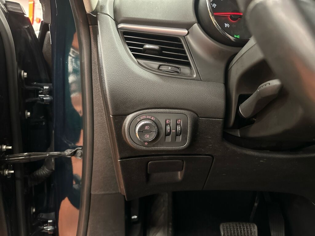 Opel Zafira Tourer 2014 Vihreä