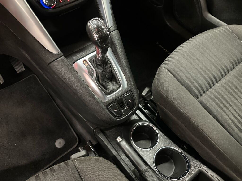 Opel Zafira Tourer 2014 Vihreä