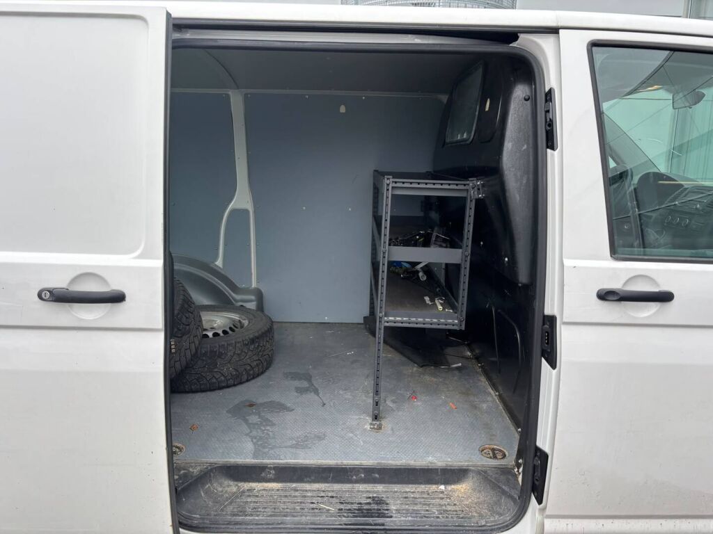 Volkswagen Transporter 2014 Valkoinen