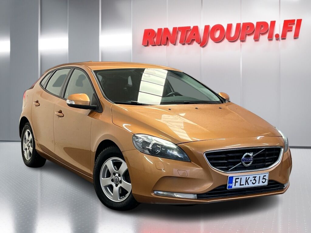 Volvo V40 2014 Oranssi