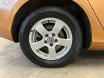 Volvo V40 2014 Oranssi