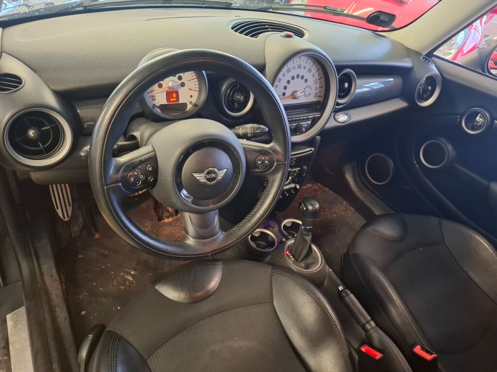 Mini Clubman 2014 Musta