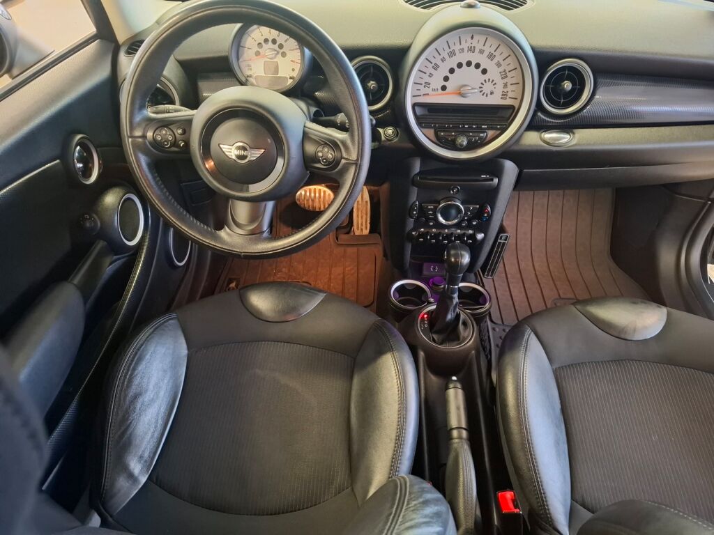 Mini Clubman 2014 Musta