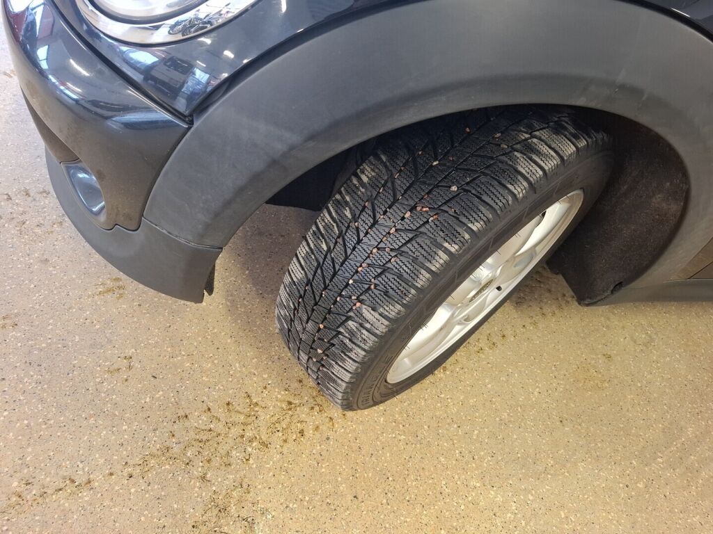 Mini Clubman 2014 Musta