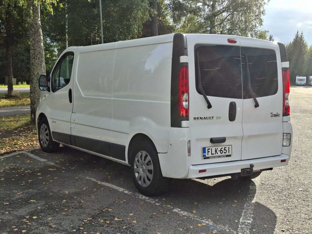 Renault Trafic 2014 Valkoinen