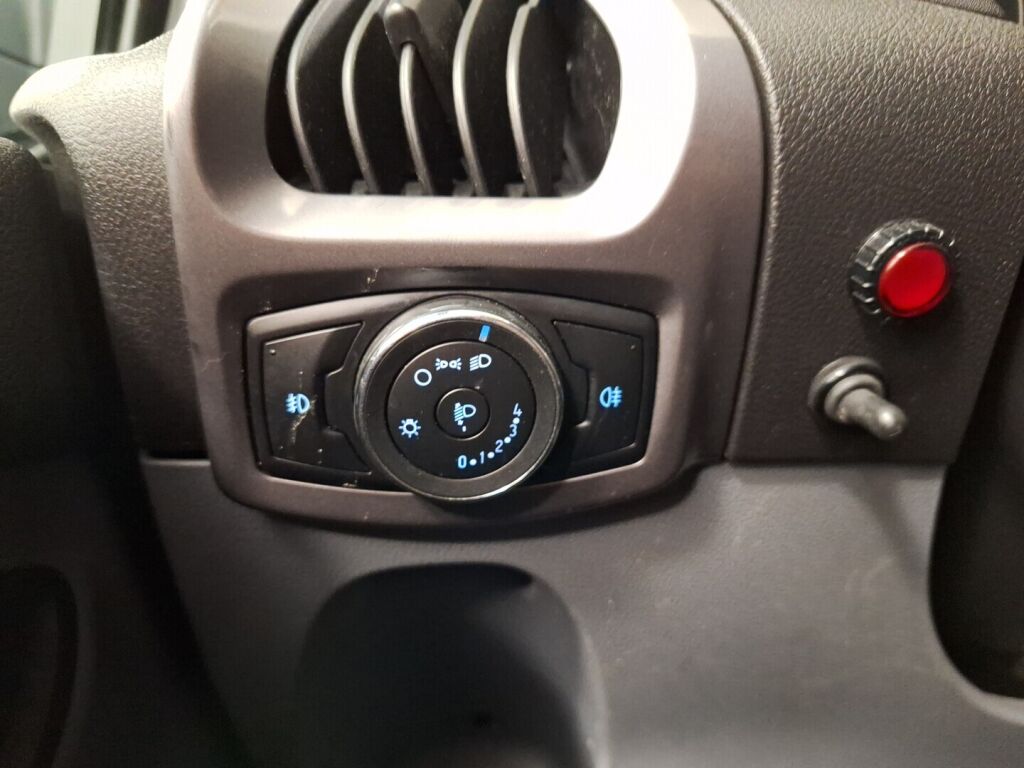 Ford Transit Custom 2014 Valkoinen