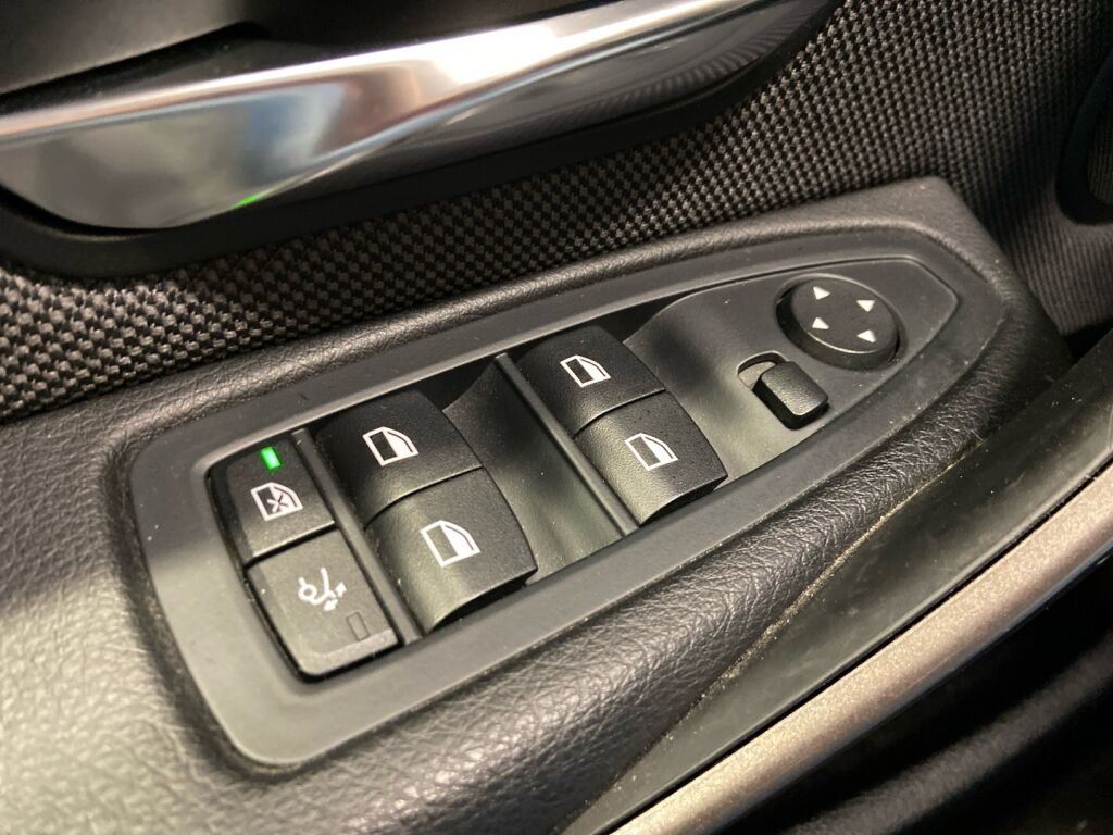 BMW 320 Gran Turismo 2014 Valkoinen