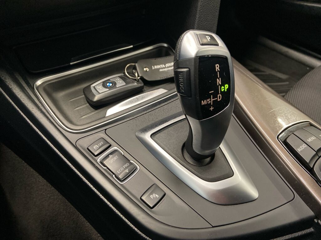 BMW 320 Gran Turismo 2014 Valkoinen