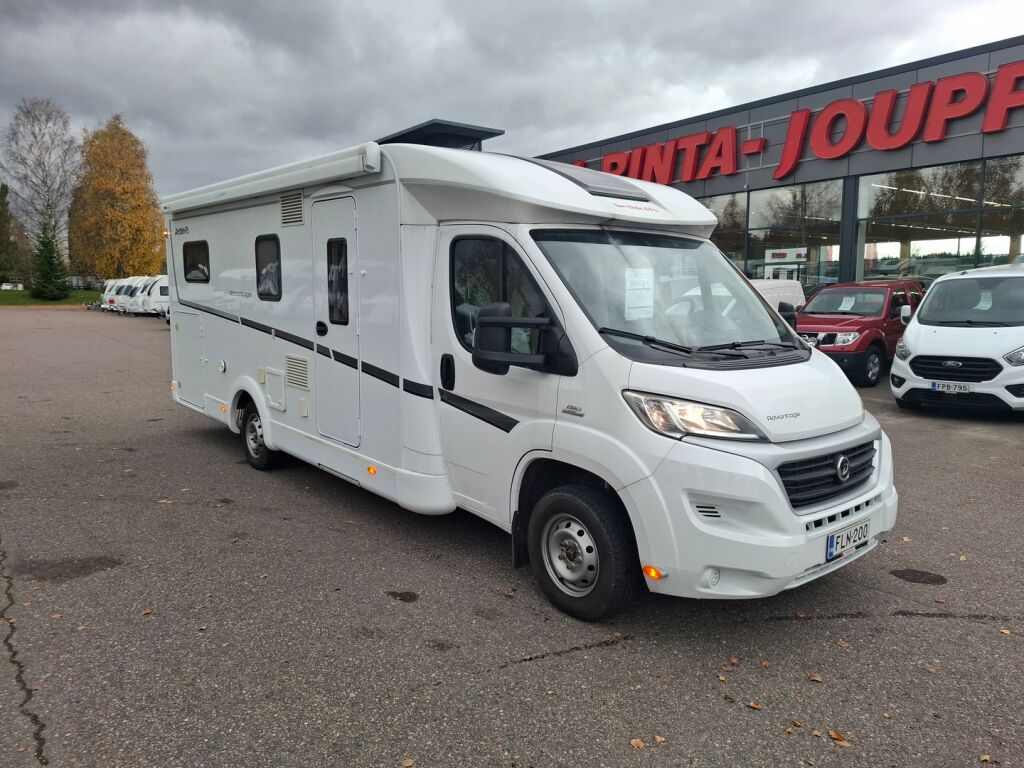 Dethleffs T7051 2015 Valkoinen