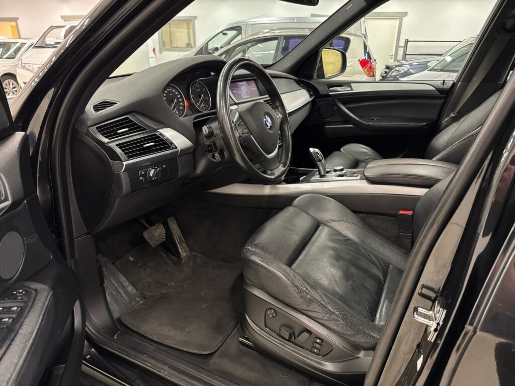 BMW X5 2009 Musta