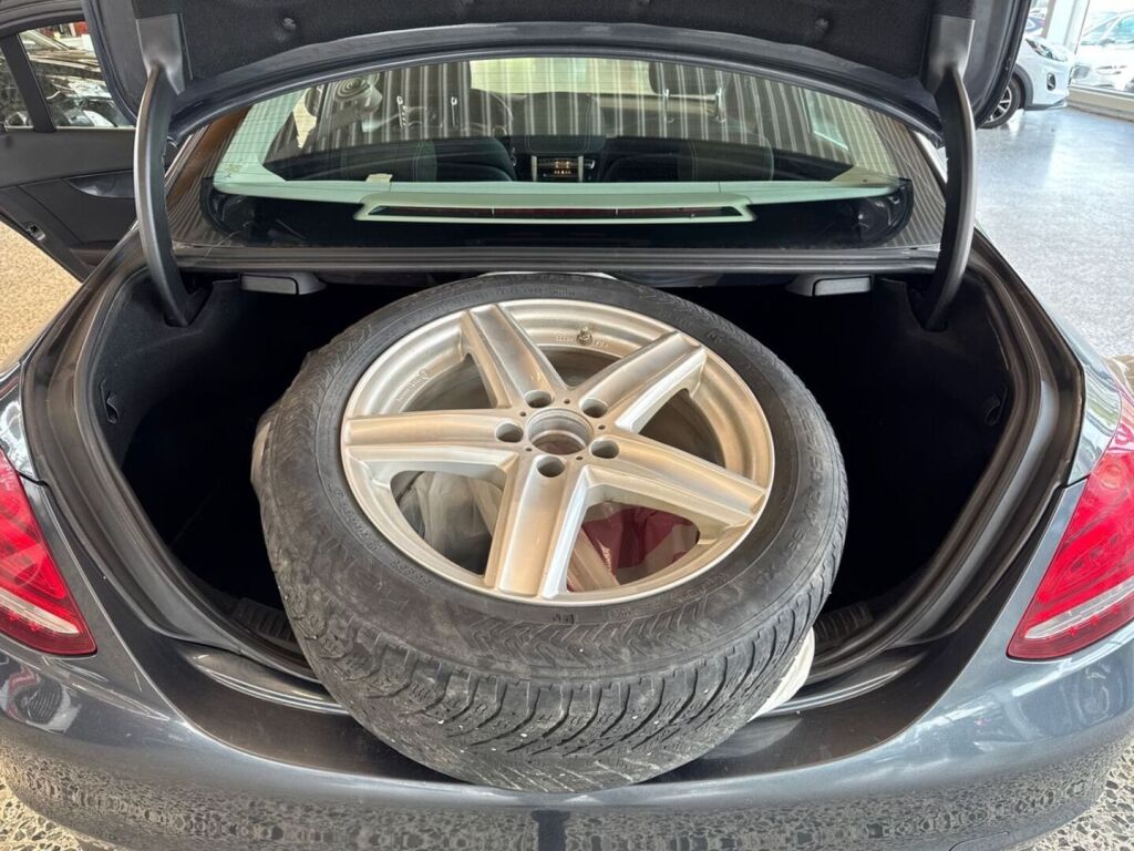 Mercedes-Benz C 2015 Harmaa
