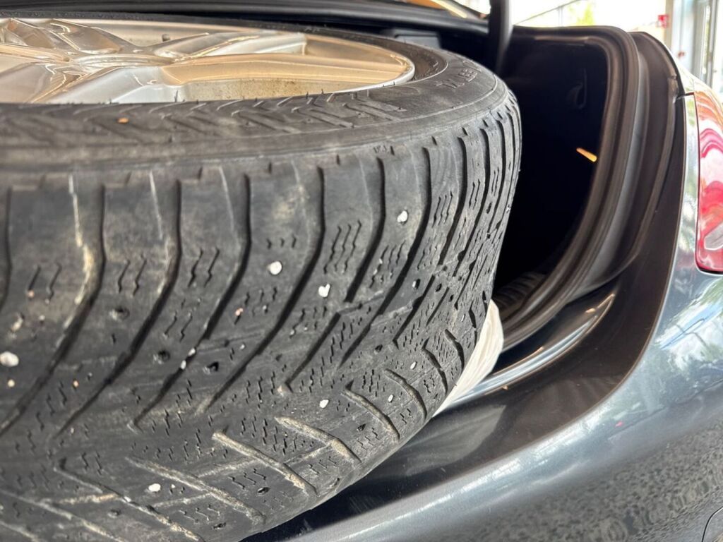 Mercedes-Benz C 2015 Harmaa