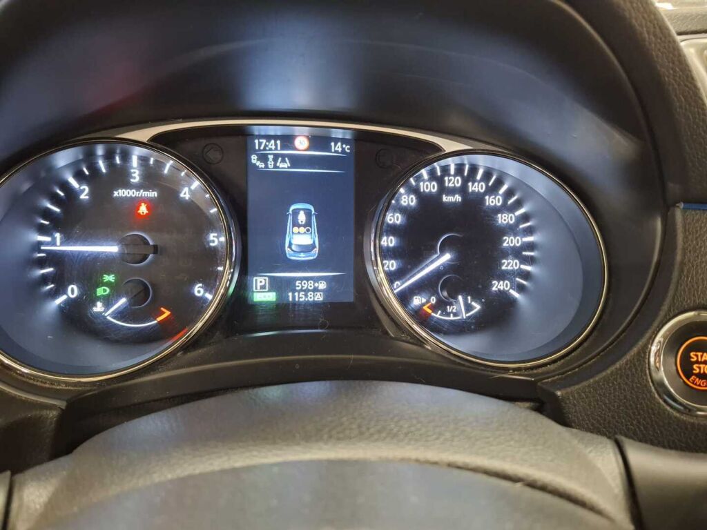 Nissan X-Trail 2015 Sininen