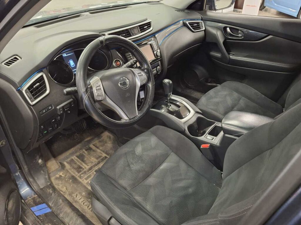 Nissan X-Trail 2015 Sininen