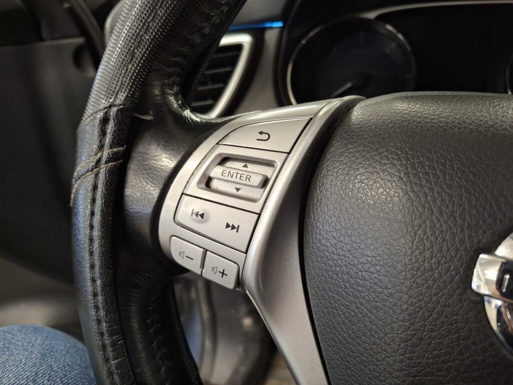 Nissan X-Trail 2015 Sininen