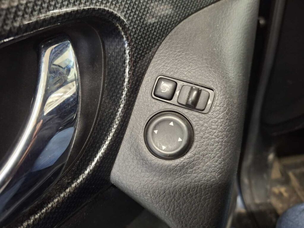 Nissan X-Trail 2015 Sininen