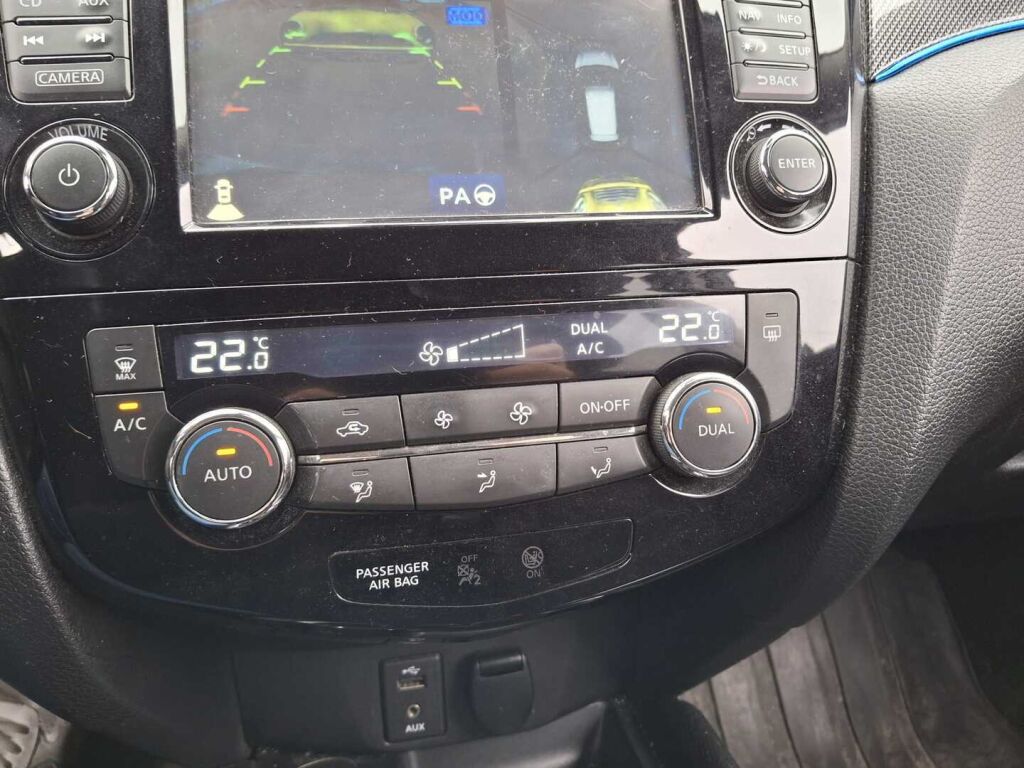 Nissan X-Trail 2015 Sininen