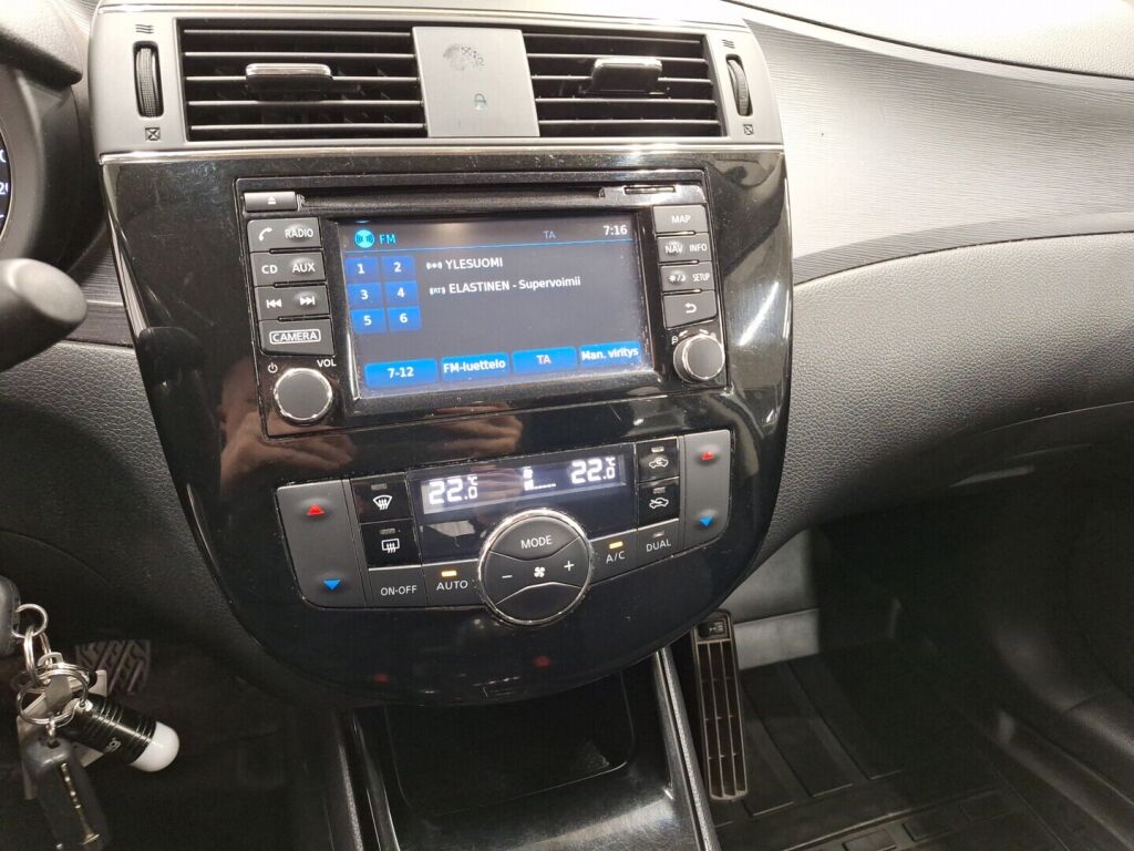 Nissan Pulsar 2015 Harmaa