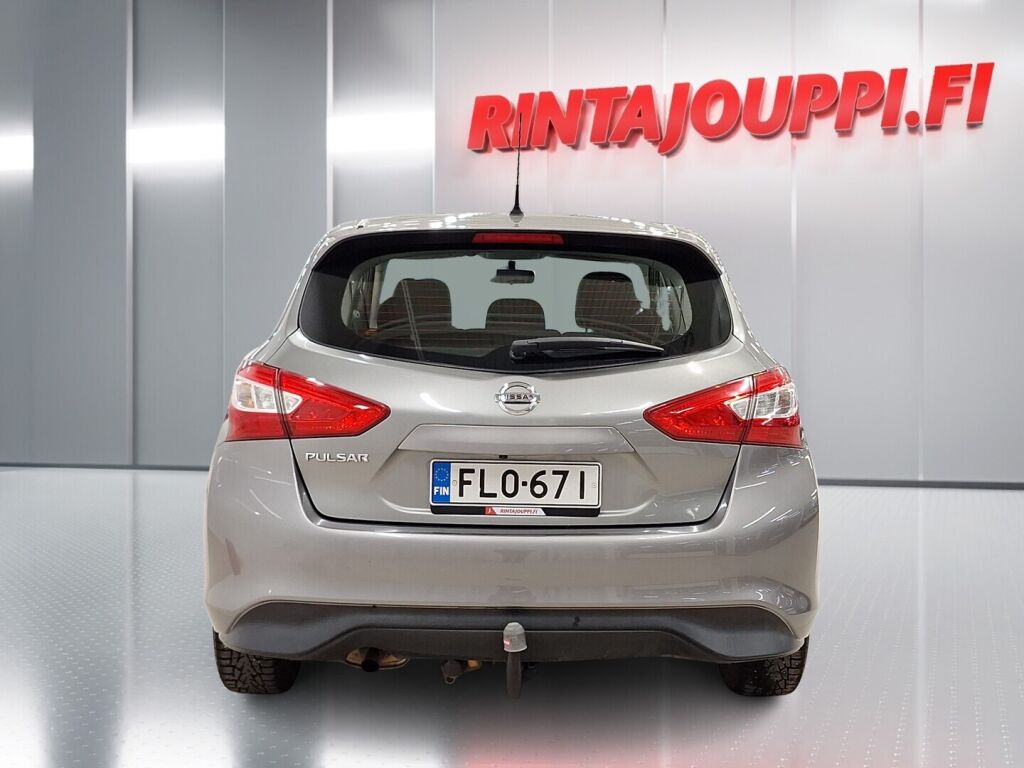 Nissan Pulsar 2015 Harmaa