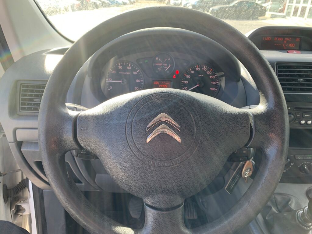 Citroen Jumpy 2015 Valkoinen