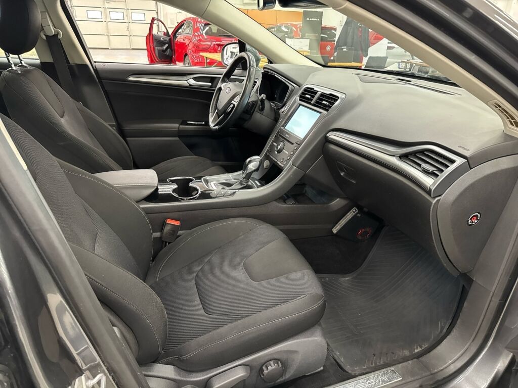 Ford Mondeo 2015 Harmaa