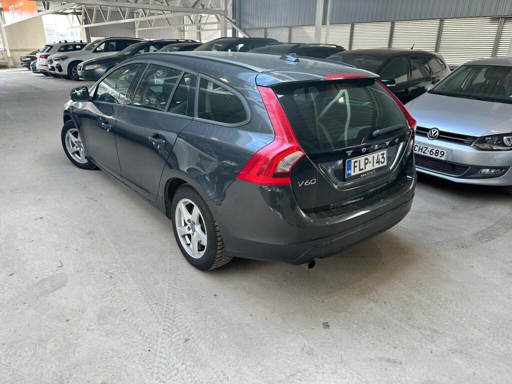 Volvo V60 2015 Harmaa
