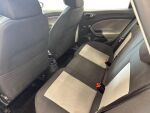 Seat Ibiza 2015 Punainen