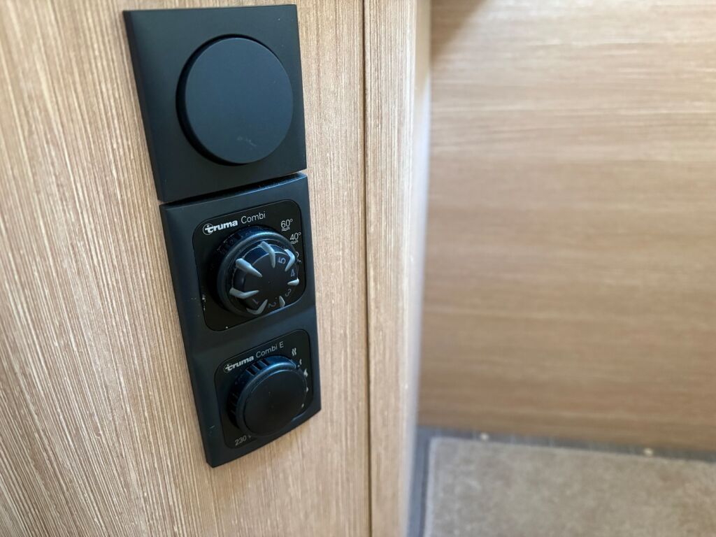 Sunlight T69L 2015 Valkoinen